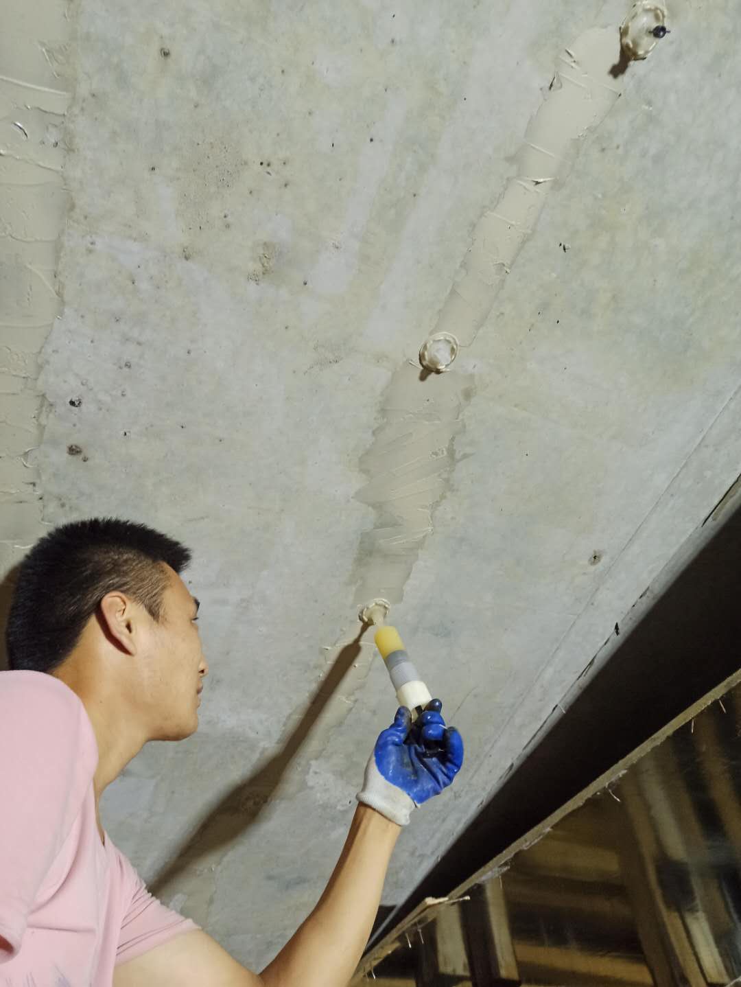 哈尔滨房屋墙体裂缝施工方法